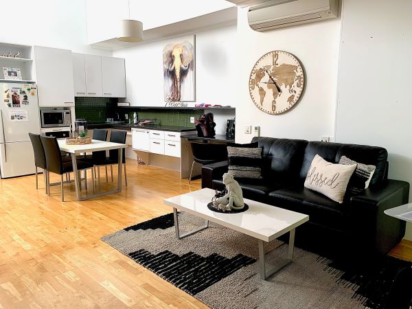 WesleyCare Coomera lounge and dining WesleyCare Coomera lounge and dining room