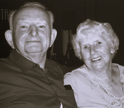 seniors-montOur clients share their photo for our Queensland Seniors Month 2024 specialh-2024-recipes-hero-lindon-and-wife Our aged care resident Lindon and his wife. Lindon shared their family recipe for Queensland Seniors Month 2024